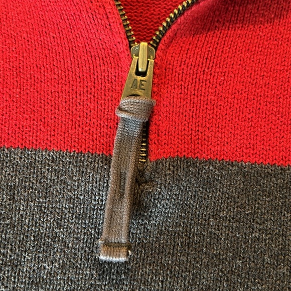 American Eagle Outfitters sweater - Picture 4 of 7